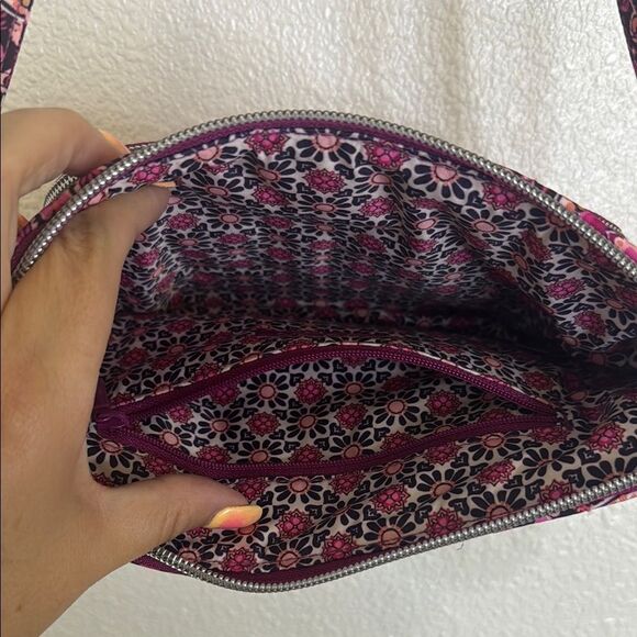 NWT- Vera Bradley- Pink Patterned RFID Twill Women's HIPSTER purse - Picture 7 of 8